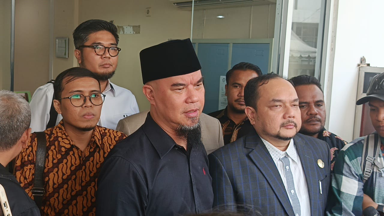 Ahmad Dhani laporkan penghujat Shafeea Ahmad ke KPAI 3